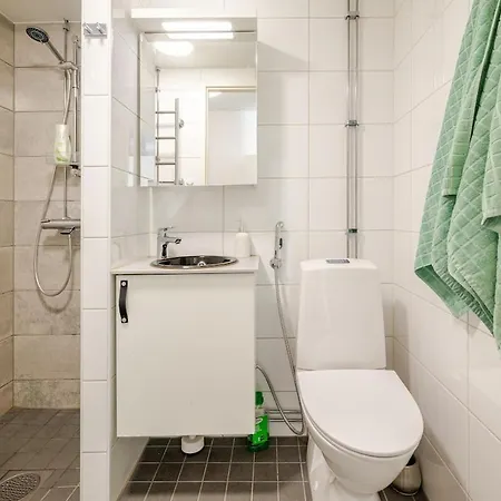 In And Super Easy To Airport And Center And A Private Free Parking * Helsinki
