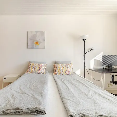 Helsinki, Private Free Parking, Super Easy To Centre And Airport * 헬싱키