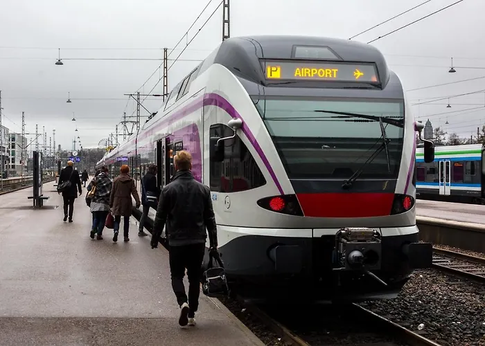 公寓 Helsinki, Private Free Parking, Super Easy To Centre And Airport 赫尔辛基