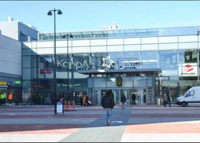 Helsinki, Private Free Parking, Super Easy To Centre And Airport *