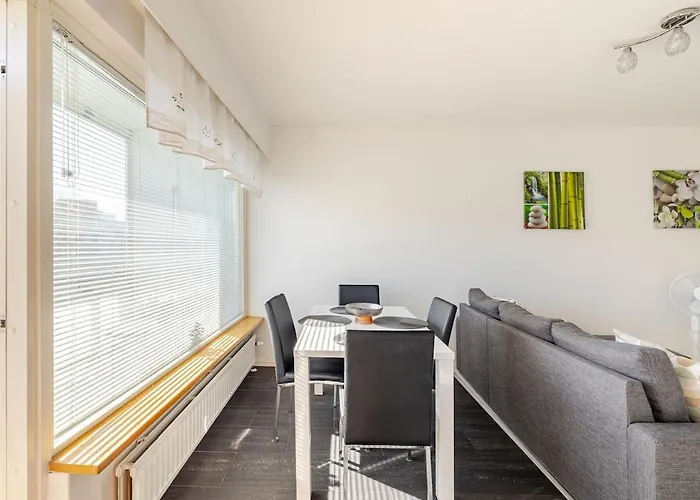 公寓 Helsinki, Private Free Parking, Super Easy To Centre And Airport