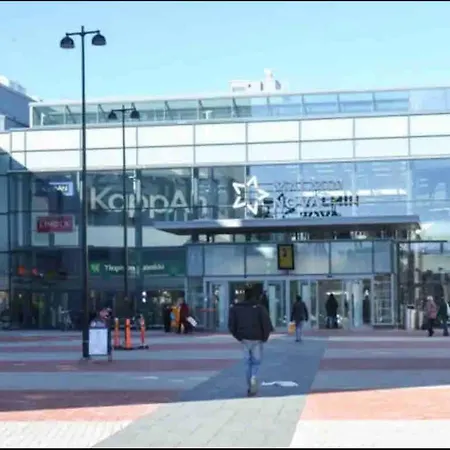 Helsinki, Private Free Parking, Super Easy To Centre And Airport *