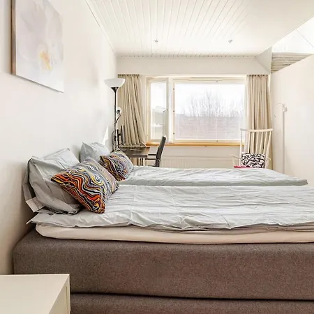 Apartamento Helsinki, Private Free Parking, Super Easy To Centre And Airport *