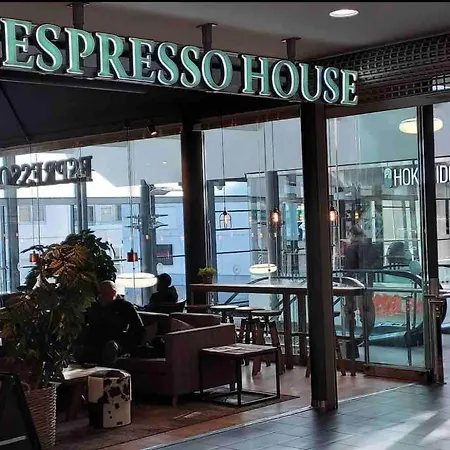 Helsinki, Private Free Parking, Super Easy To Centre And Airport Helsingfors