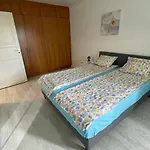 Helsinki, Private Free Parking, Super Easy To Centre And Airport 아파트